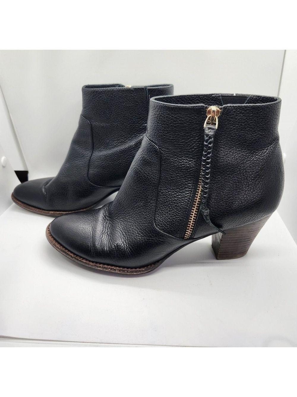 Elaine Turner leather ankle black 21/2" heel side zip sz 9.5